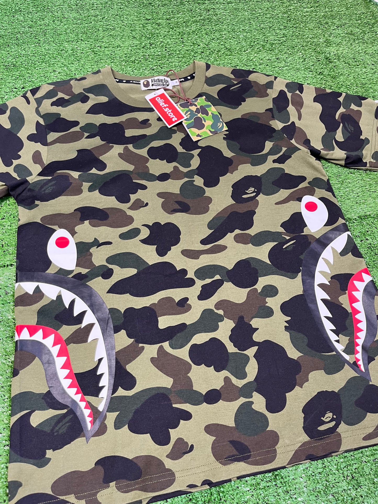 BAPE 1st Camo Side Shark Tee - Forest Green