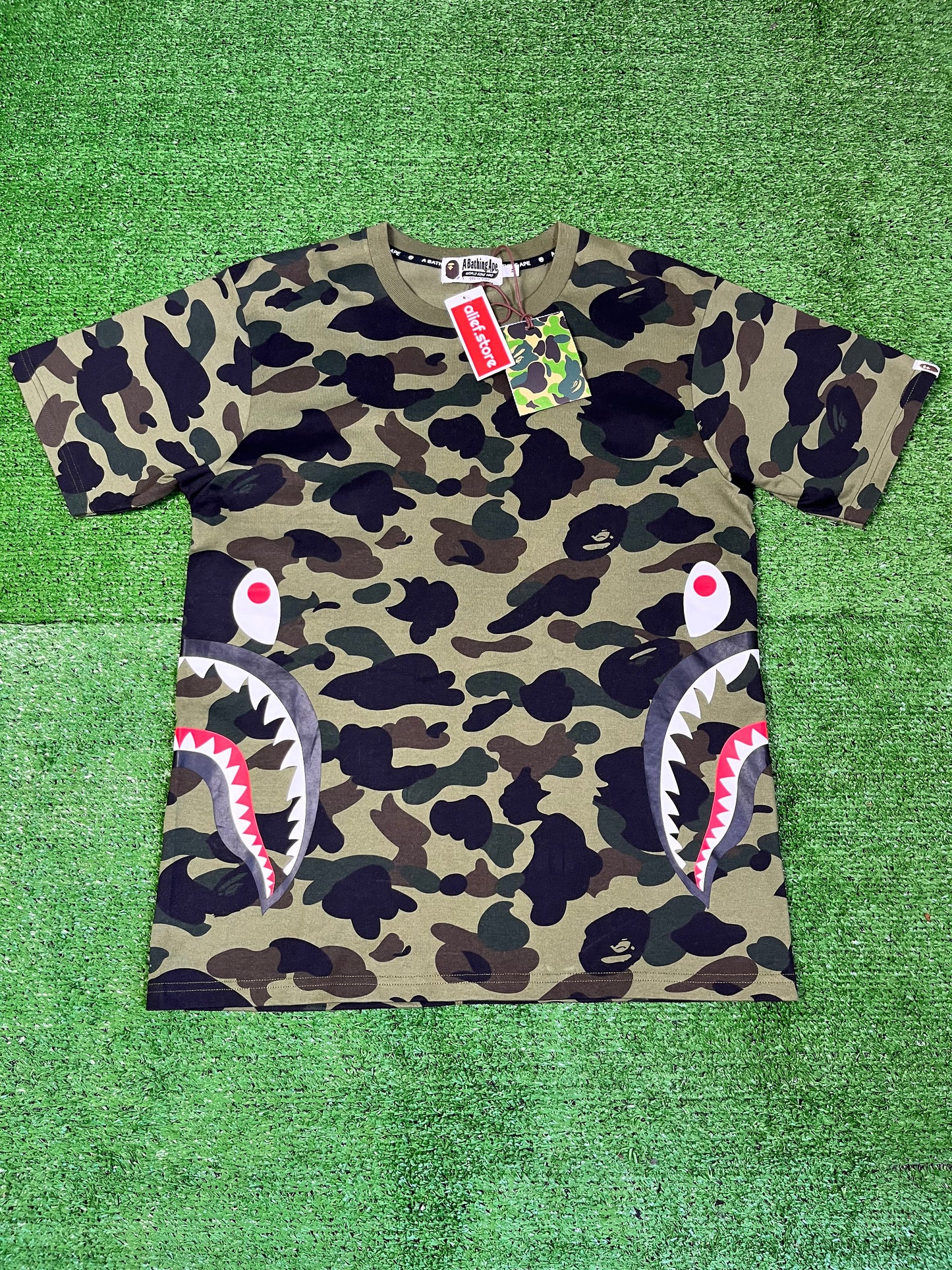 BAPE 1st Camo Side Shark Tee - Forest Green